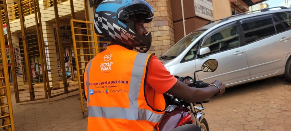 Delivery person with parcels